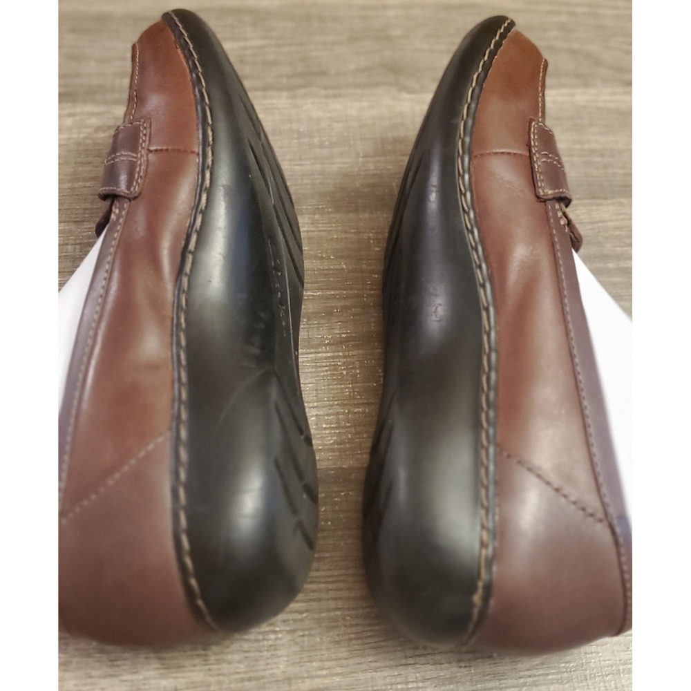 Clarks Women's Brown Leather Loafers - Picture 5 of 11